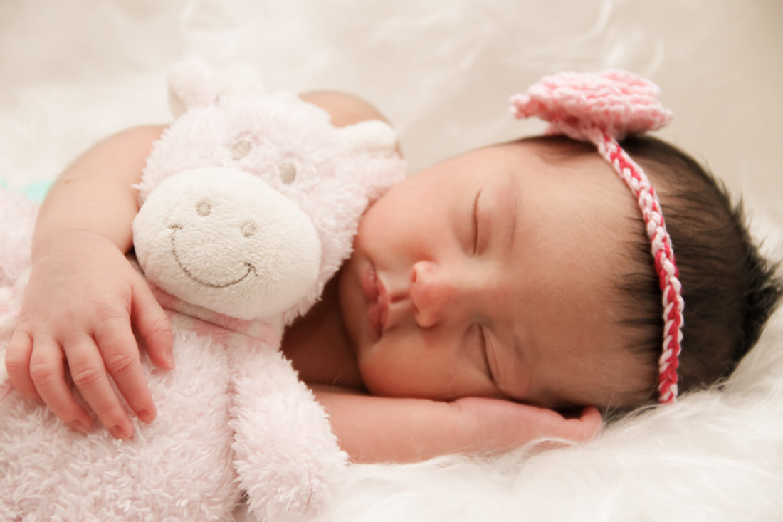 Unlocking Sweet Dreams: A Comprehensive Guide to Understanding and Improving Infant Sleep Patterns